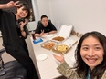 Web広告プランナー◆未経験入社90%／土日休み／残業少なめ／服装・ネイル自由／パーソナルジム無料3