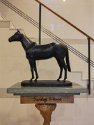 経理◆社台ファームのグループ会社／昨年度賞与4ヵ月分以上／自社所属の競走馬の成長と活躍を支える！1