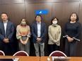 経理（クライアントの経理業務を支援）◆年間休日121日／土日祝休み／残業少なめ／月給33万円以上！3