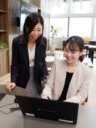 総合職（事務・建築系）◆住宅ローン『フラット３５』の提供支援など／週1回リモート可／転勤有無選択可1