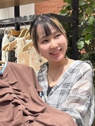 アパレル販売職(未経験歓迎)◆残業月3h程度/育休取得率100%/7連休取得可/社割60%OFF1