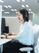 証券会社のオペレーター（株の注文受付など）◆未経験歓迎／残業0／月給26万円／ピアス・ネイル自由1