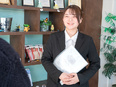 店舗運営スタッフ（店長候補）◆プライム上場G／残業ほぼなし／インセン支給／賞与平均180万円2