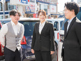 店舗運営スタッフ（店長候補）◆プライム上場G／残業ほぼなし／インセン支給／賞与平均180万円3