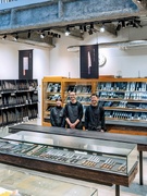 料理道具店の販売スタッフ(未経験歓迎)◆創業118年/完休2日/残業少/多彩なキャリア/土日休み可能1