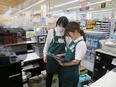 サービスカウンタースタッフ◆賞与実績4.4ヶ月／完休2日制／残業10H以下／時短勤務あり2