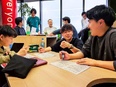ネット手続きのご案内スタッフ◆賞与年3回／年休120日／残業なし／定着率94％／ホワイト企業認定3
