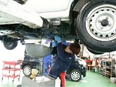 自動車整備スタッフ（未経験歓迎）◆8日以上の連休＆インセンティブあり／残業ほぼナシ／創業から80年！2