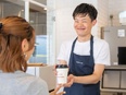 カフェの店舗運営スタッフ◆未経験OK/月給25万円以上/月8日休み/服装自由/都内新店舗OPEN予定2