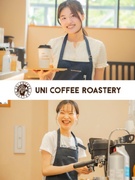 カフェ店舗運営スタッフ◆書類通過率90％／月給25万～／月8日以上休／服装自由／都内店舗OPEN予定1