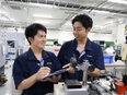 機械オペレーター◆未経験歓迎／年休123日／土日祝休／無料社食・社内ジム／賞与6ヶ月／好調半導体業界2
