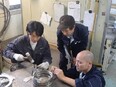 製造スタッフ（未経験歓迎）◆オーダーメイドのモノづくり／空調完備／夜勤なし／毎年定期昇給／賞与年2回2