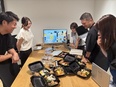 企画営業（法人やスポーツチームに食事メニューなどを提案）◆未経験歓迎／月給30万円～／私服OK2