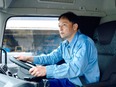 配送ドライバー（未経験歓迎）◆創業79年／住宅資材を配送／夜間・長距離運転ナシ／基本16時台に退社3