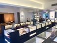 アイウェアショップの店舗運営スタッフ◆国家資格も取得可能／月給26.5万円以上／四ツ橋駅より徒歩3分2