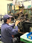 精密ばねの製造スタッフ（未経験歓迎）◆年休121日／夜勤なし／冷暖房も完備／創業53年の専門メーカー1