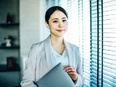 人材コンサルティング営業◆月給30万円～／100％未経験スタート／残業月10hほど／土日祝休み3