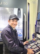 加工スタッフ◆土日祝休み／創業65年以上の安定企業／映画無料、フィットネスジム割引など福利厚生充実！1