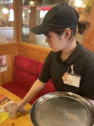 コメダ珈琲店の店長候補◆月給30万円も可／賞与3ヶ月分／マイカー通勤OK／残業月20h以内／社宅あり1