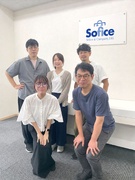 ECサイト運営スタッフ◆経験者優遇／土日祝休／完休2日制／残業月10h以下／企画立案まで携われます！1
