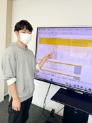 ITエンジニア◆3ヶ月間の研修で基礎から学べる/年休125日/月平均残業13.1h1