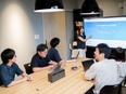 自社ECサイトのWebデザイナー◆年休124日／年間115％拡大を続ける成長企業／服装髪型ネイル自由3