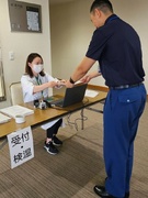 健康診断の会場運営スタッフ（未経験歓迎）◆企業や学校での巡回健診／面接1回／賞与30年以上連続支給中1