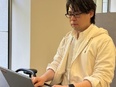 事務スタッフ◆大手企業オフィスビルで勤務／残業ほぼ無／年休124日／賞与4.5ヶ月／専門性が身につく3
