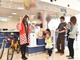 自動車販売スタッフ◆完休2日／月給30万円以上スタート可能／年収600万円以上可能／会員制リゾート有3