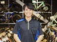 店舗運営スタッフ◆ほぼ全員毎年昇給／完休2日／残業少なめ＆希望休OK／賞与年2回／正社員デビュー歓迎3