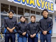 店舗運営スタッフ◆ほぼ全員毎年昇給／完休2日／残業少なめ＆希望休OK／賞与年2回／正社員デビュー歓迎2