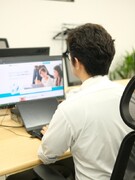 営業（ECサイトの一元管理システム）◆未経験歓迎／月給30万円以上／残業月20時間以下／年休124日1