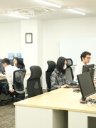 総務経理（ECサイトの一元管理システム企業）◆未経験歓迎／月給30万円～／残業月8時間以下1