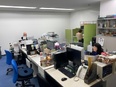 経理◆土日祝休／年間休日120日以上／残業月60分以内／9時30分出社／実働7.5時間／服装自由3