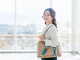 プレゼンテーション資料作成スタッフ◆月給29万円～／えるぼし認定／有休消化率90％以上／web面接可3