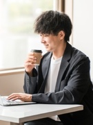 イベント企画（未経験歓迎）◆フルフレックス／残業月10h／リモートワークOK／年休127日／副業OK1
