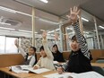 スクール運営スタッフ（未経験歓迎）◆学校と連携して放課後の学びをサポート／年休113日以上2