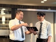 店舗運営スタッフ（店長候補）◆カフェ・洋菓子店・ベーカリーを展開／新規出店あり／昨年賞与2.5ヶ月分3