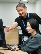 社内SE（グループ会社のシステム推進を担当）◆未経験歓迎／残業月10h程／土日祝休み／駅から徒歩1分1
