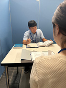 社会福祉士（被保護者との面談と事務業務をお任せします）◆昨年度賞与4.6ヶ月分／土日祝休み1