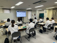 高級時計の販売スタッフ◆賞与平均9.5ヶ月分／実働7.5時間／年休120日以上／社員定着率95％3