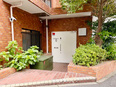 アパレルショップの内装施工管理◆引越費全額負担／月給30万円～／土日祝休／長期休暇取得・未経験OK！3