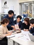 『シェ・シバタ』の物流管理◆受注から出荷までをチームで支える／転勤なし／髪色・ピアス自由／車通勤可1