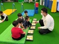 子ども向け教室のスポーツトレーナー◆未経験歓迎／月給25万円以上／年3回大型連休あり／新店舗続々出店3