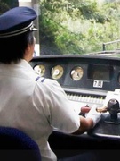 鉄道システムの試験スタッフ◆昨年度賞与5～7ヶ月／年休130日／残業月10h以下1