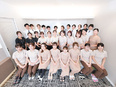 クリニック運営スタッフ◆未経験者多数/有休取得率100%/完休2日制+週1日は半日勤務2