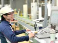 段ボールの製造スタッフ◆未経験可／創業86年／空調＆仮眠室完備／1食200円の社食あり／年休120日2