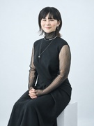 キャスティングスタッフ（俳優・タレントの出演交渉や撮影立ち会いなど）◆原則土日祝休み／年休122日1