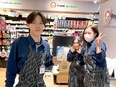 店舗運営スタッフ◆未経験歓迎／働く時間の調整可／賞与年2回／家族手当・住宅手当有／創業70年以上2