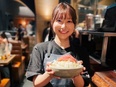 もんじゃ焼き専門店の店長候補◆月給45万～／完週休2／昇給年4賞与年2／半年で年収250万円UPも2